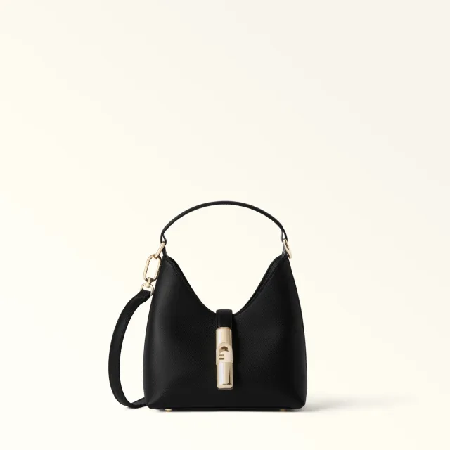 Furla Iride: как носить компактную сумку в городских образах 2026: Furla Iride: чёрные женские сумки, реальный каталожный ракурс 5