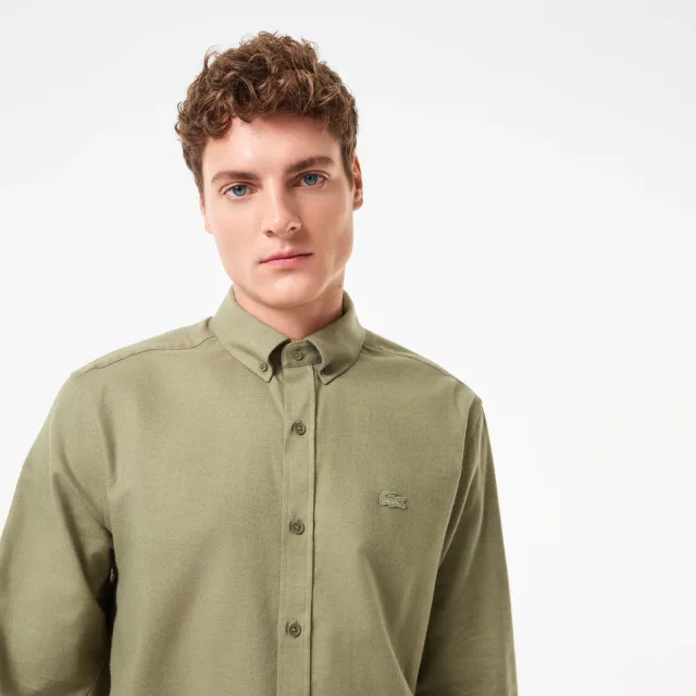 Мужские рубашки Lacoste: как выбрать посадку для города, работы и выходного дня: Мужская рубашка Lacoste из смеси хлопка и шерсти, реальный каталожный ракурс 3