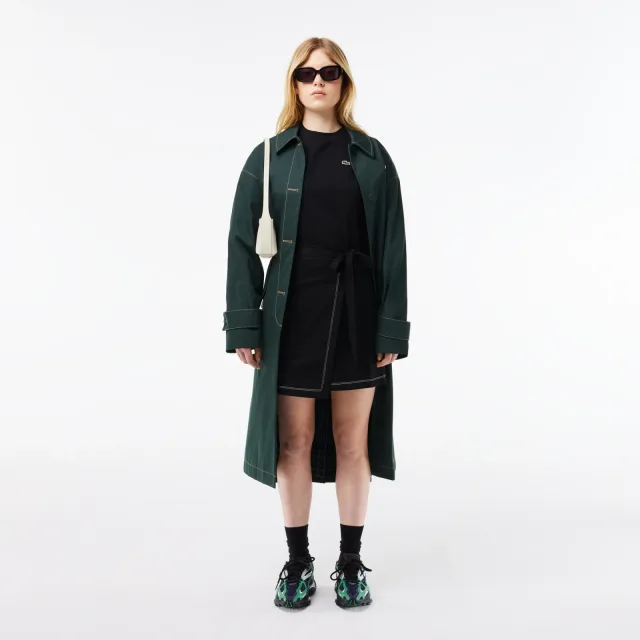 Платье-поло Lacoste: как выбрать силуэт для тёплого городского дня: Lacoste: женское платье оверсайз с поясом, реальный каталожный ракурс 8