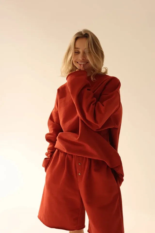 Свободный силуэт Country Textile: как работать с объёмом и пропорциями: Сет Хипстер с шортами, реальный каталожный ракурс 2