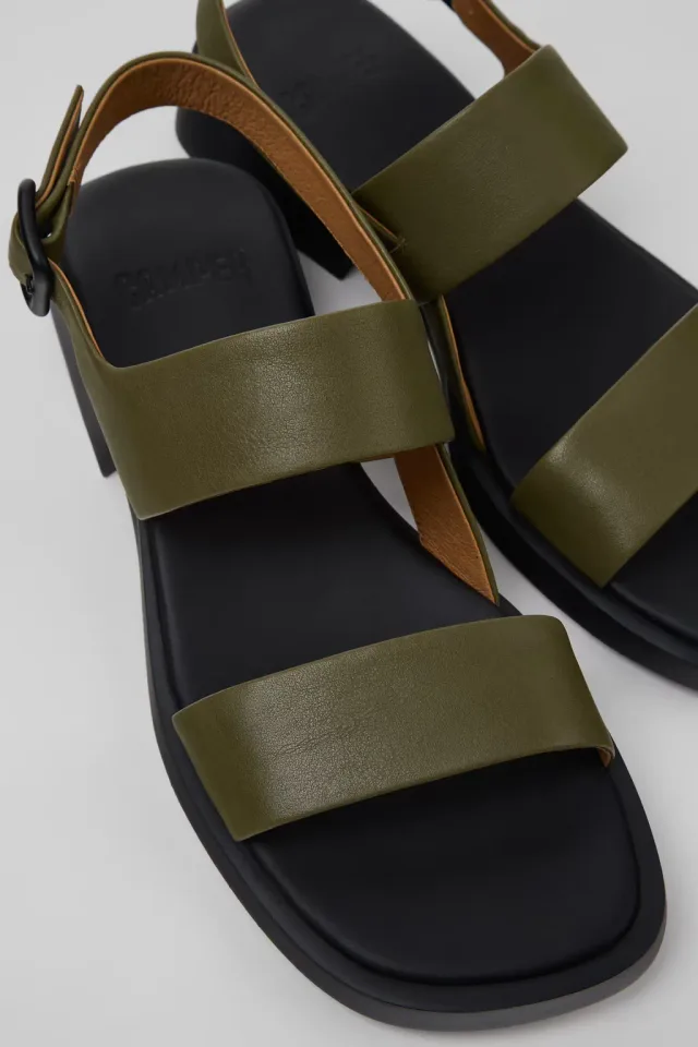 Тренды женской комфортной обуви 2027: как выбрать Camper под себя: Туфли Donna, реальный каталожный ракурс 2