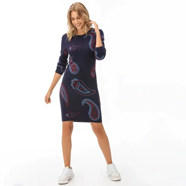 Женские платья Lacoste: три силуэта для города, которые хочется носить не один раз: Женское платье Lacoste приталенного кроя, реальный каталожный ракурс 1