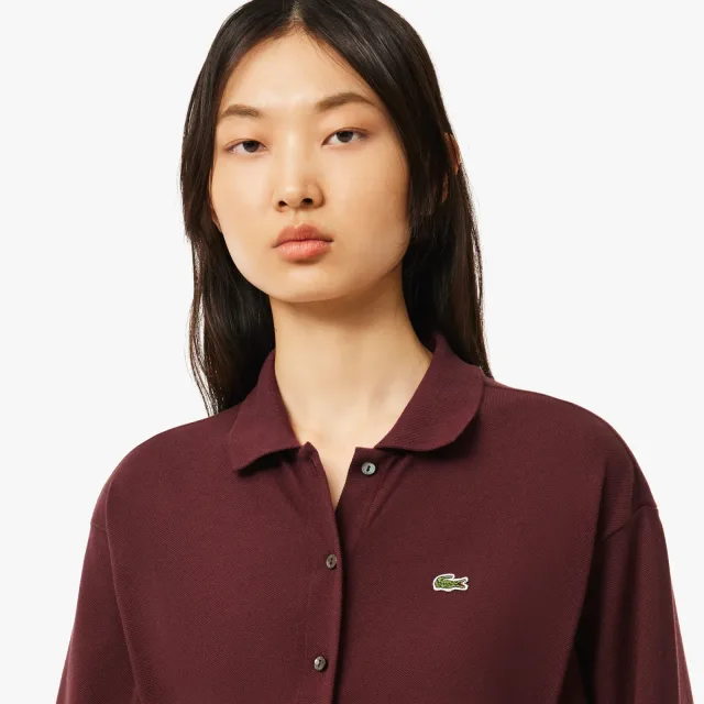 Женские платья Lacoste: три силуэта для города, которые хочется носить не один раз: Платье Lacoste на пуговицах с длинным рукавом, реальный каталожный ракурс 5